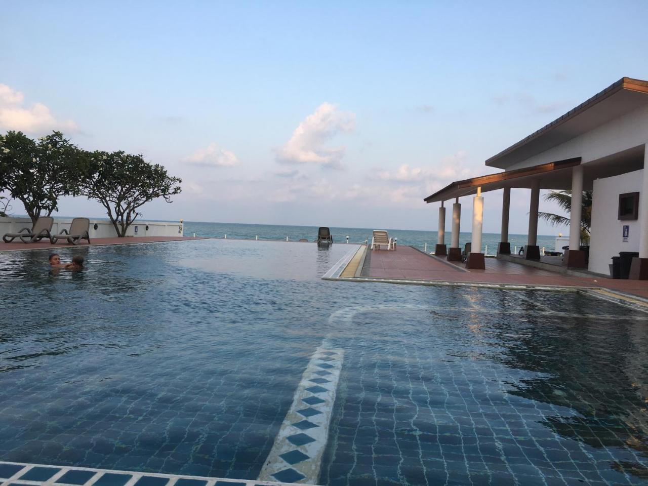 Khanom Beach Residence Monthly Rental Condo Exterior photo